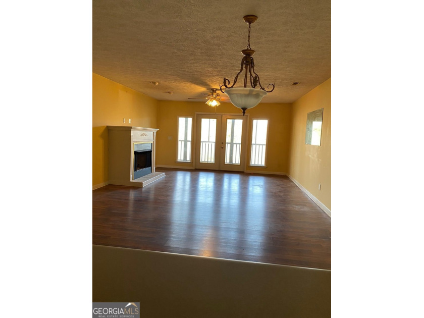 Beautiful Northeast Georgia - condo 3BR/3BA built 2000, elevator - photo 5