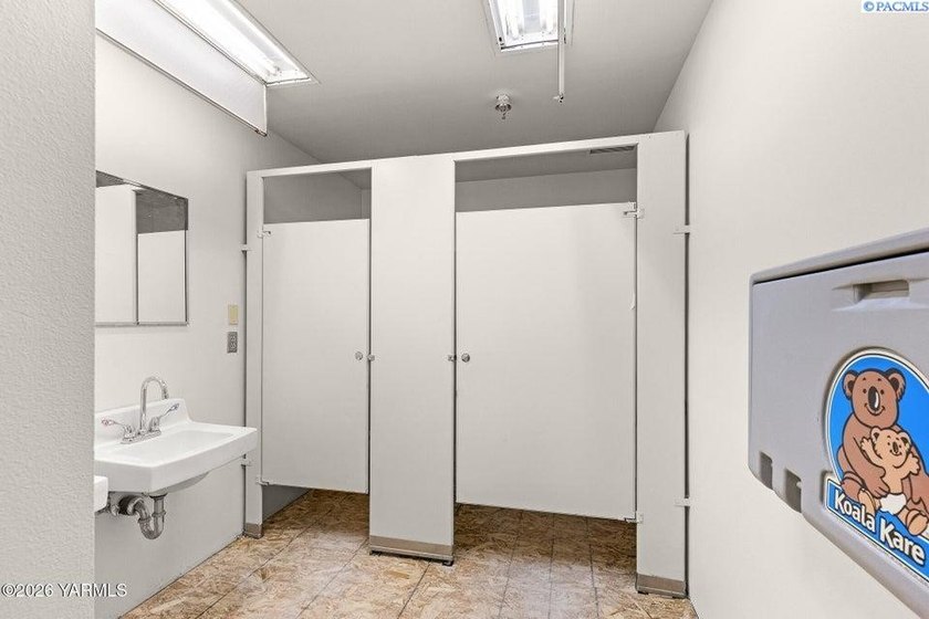 MLS# 293648 Opportunity for a growing professional firm / - photo 9