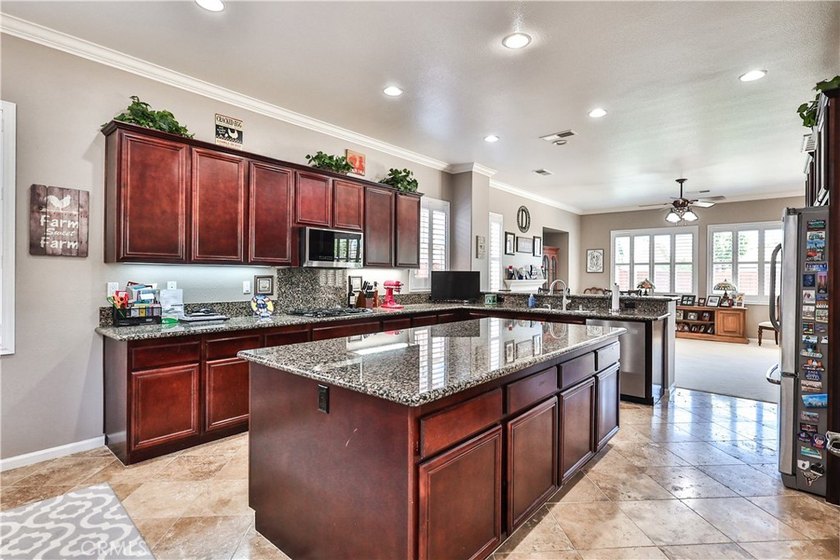 THIS SINGLE STORY HOME IS LOCATED IN THE GATED COMMUNITY OF - photo 19