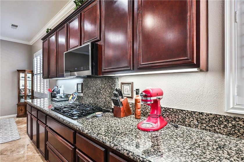 THIS SINGLE STORY HOME IS LOCATED IN THE GATED COMMUNITY OF - photo 21