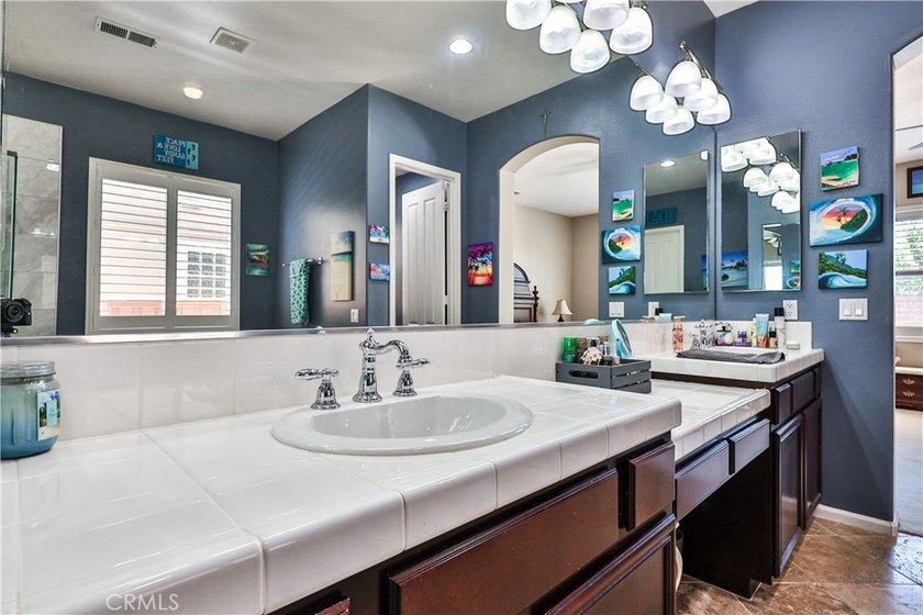 THIS SINGLE STORY HOME IS LOCATED IN THE GATED COMMUNITY OF - photo 36