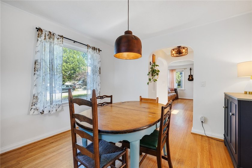 Welcome to 94 Meadow Drive in the heart of Brighton! This - photo 11