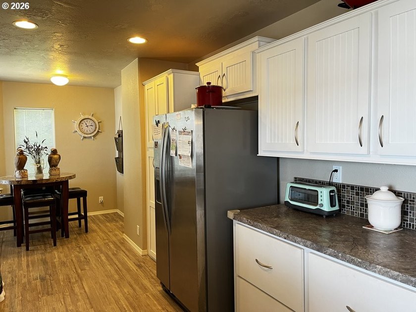 Experience the beauty of lakefront living with this exceptional - photo 19
