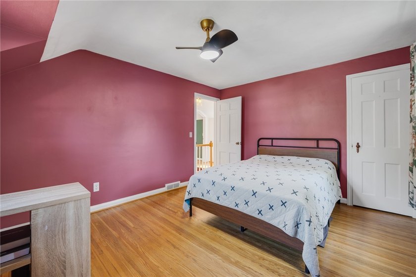 Welcome to 94 Meadow Drive in the heart of Brighton! This - photo 24