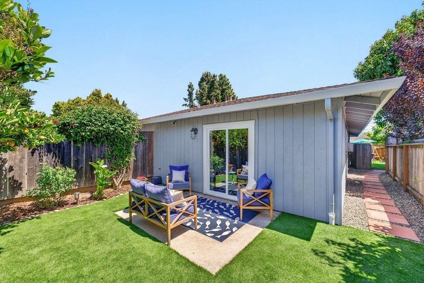 Two turn-key homes on one large lot with extra building area and - photo 49
