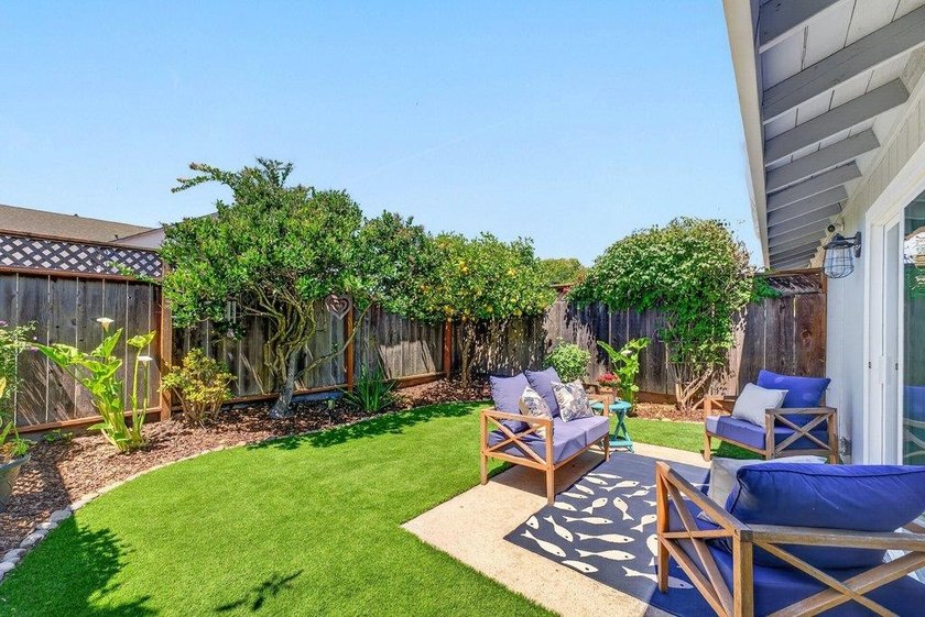 Two turn-key homes on one large lot with extra building area and - photo 50