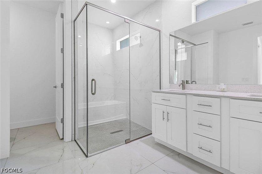 Exceptional Value - Move-In Ready 2024 Home in NW Cape Coral! - photo 11