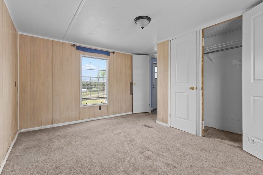 Opportunity awaits in the heart of Steinhatchee! This - photo 13
