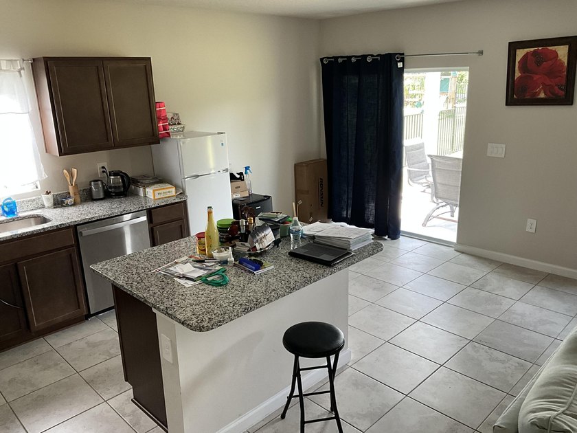 Welcome to this charming single-story home located in Avalon - photo 19