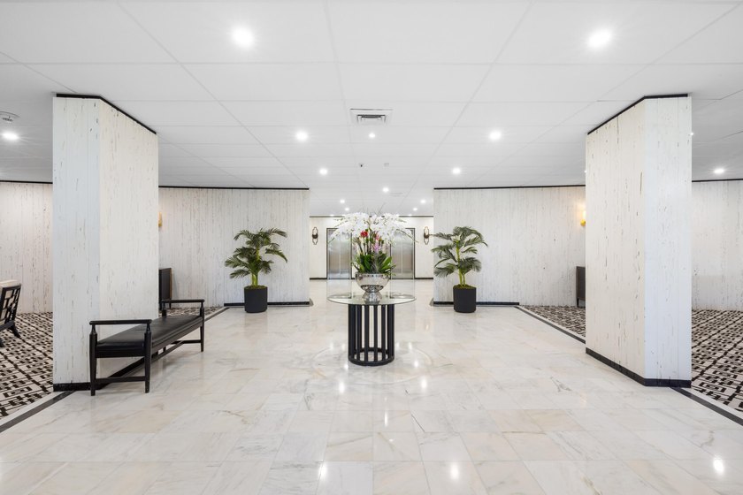 The most sought-after unit in the Harbour Houseplete gut - photo 35