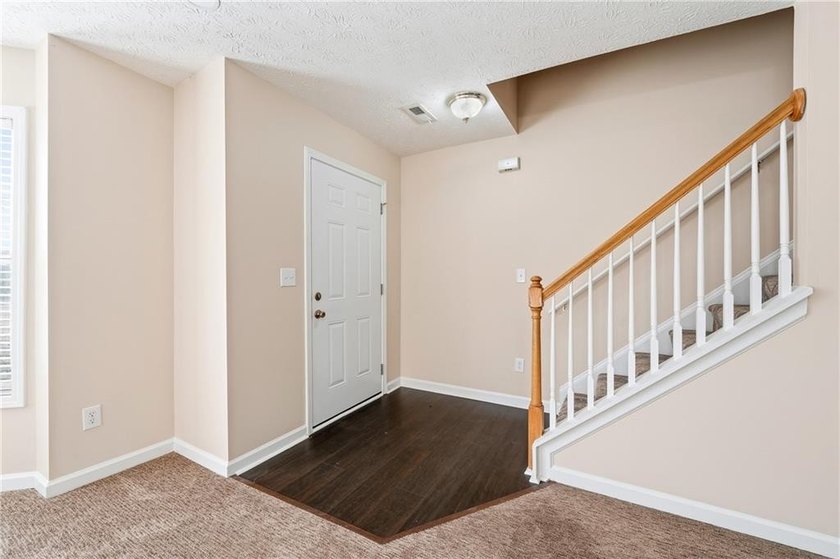 Beautifully renovated and move-in ready, this spacious 6-bedroom - photo 3
