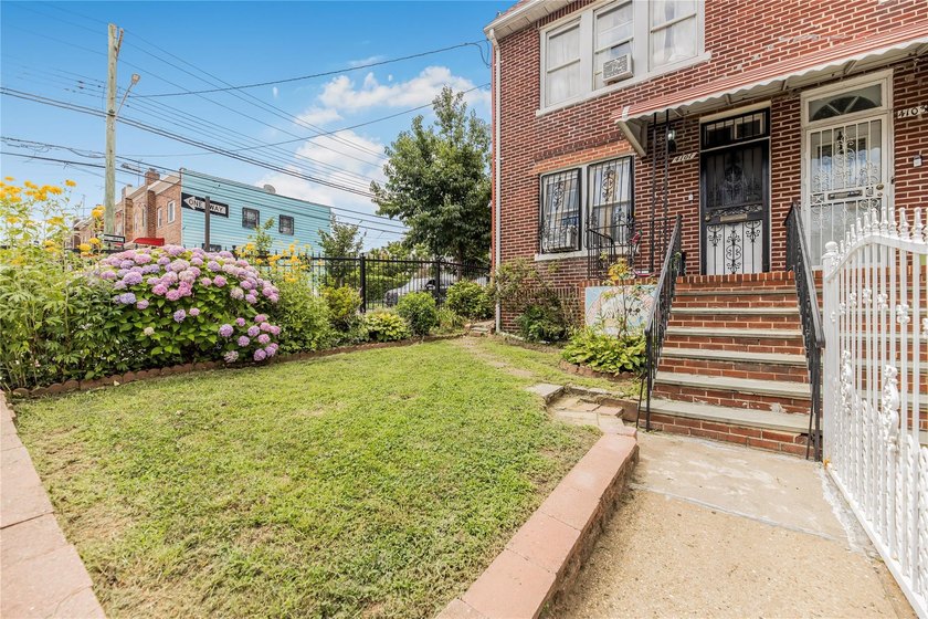 Welcome to 4101 Paulding Avenue, a charming brick single-family - photo 4