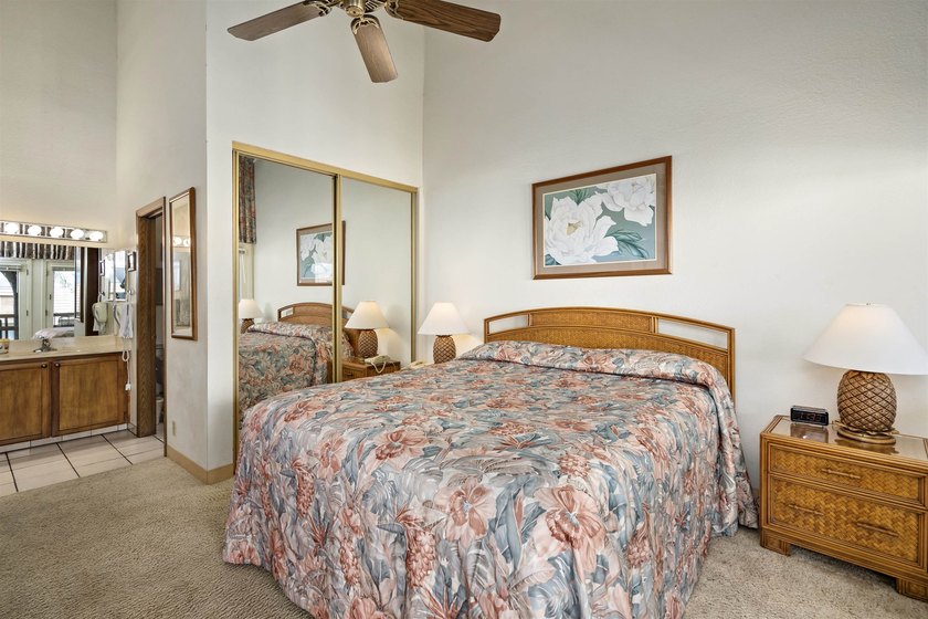 Well kept and nicely appointed vacation rental located near the - photo 12