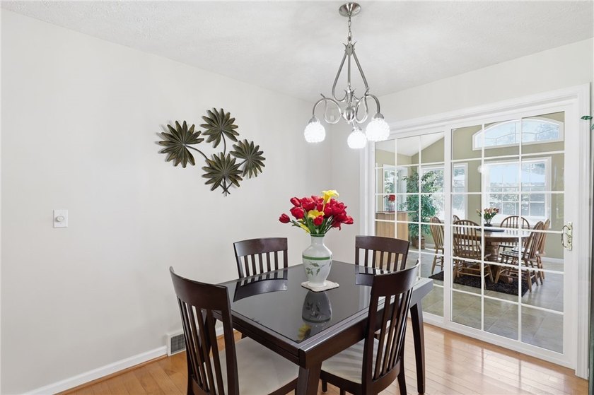 Rare opportunity to own this spacious 4 bedroom 3.5 bath ranch - photo 14