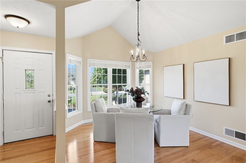 Welcome Home to 1024 Pondbrook Point! This charming - photo 6