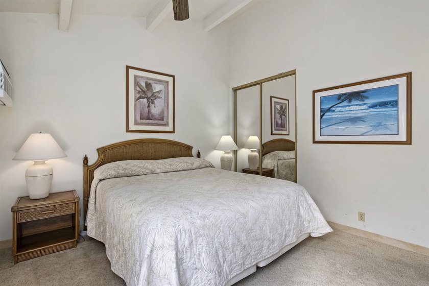 Well kept and nicely appointed vacation rental located near the - photo 25