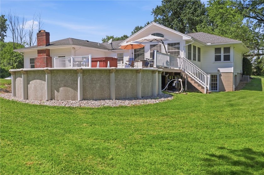Rare opportunity to own this spacious 4 bedroom 3.5 bath ranch - photo 43
