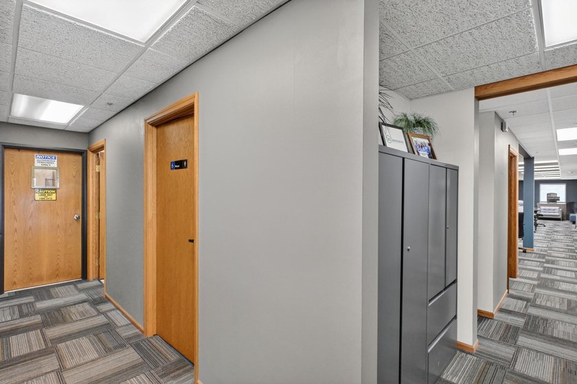 Property has been a Office supply business and warehouse - photo 22