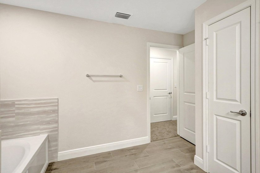 THE AMAZING IBIS MODEL. BUILT BY AWARD WINNING SYNERGY HOMES - photo 23