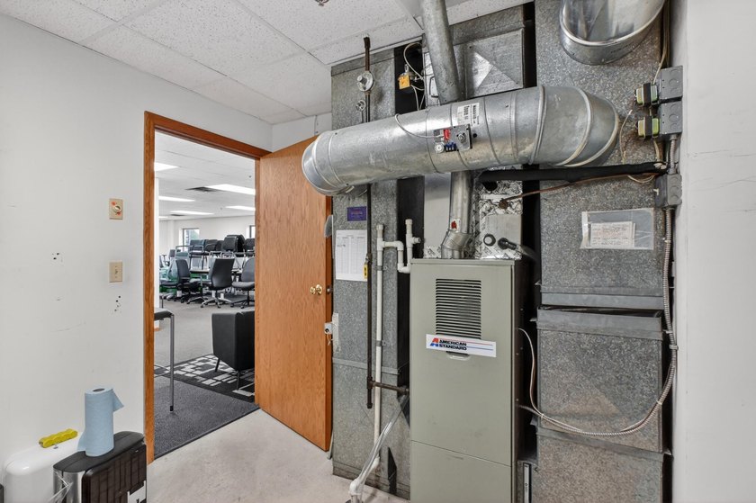 Property has been a Office supply business and warehouse - photo 40