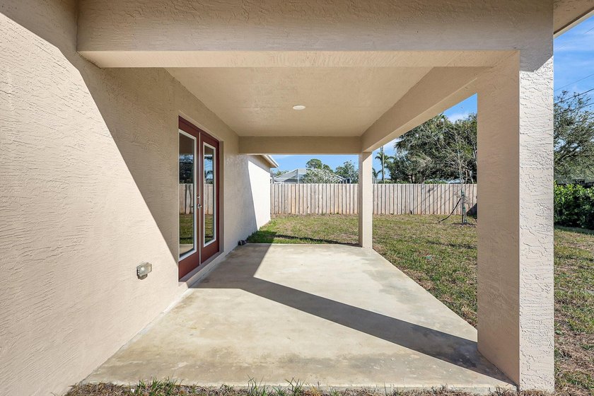 THE AMAZING IBIS MODEL. BUILT BY AWARD WINNING SYNERGY HOMES - photo 45