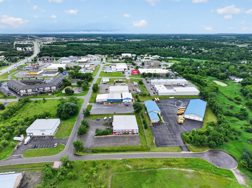 Property has been a Office supply business and warehouse - photo 49