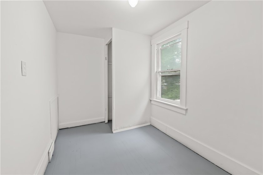 Side-by-side duplex offering a great investment opportunity - photo 11