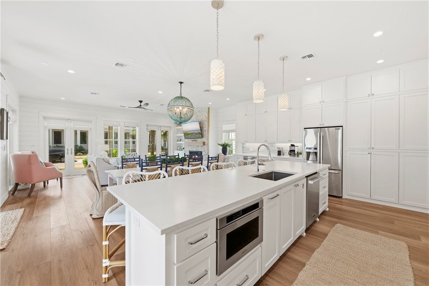 New to the Market in Cinnamon Shore South! Not in the rental - photo 13