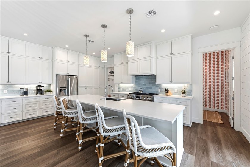 New to the Market in Cinnamon Shore South! Not in the rental - photo 14