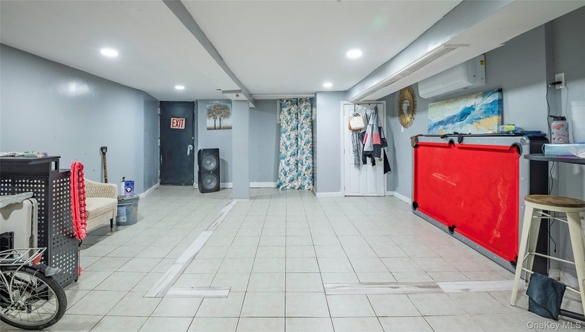 Welcome to 515 Hinsdale Street is a well-positioned multi-family - photo 22