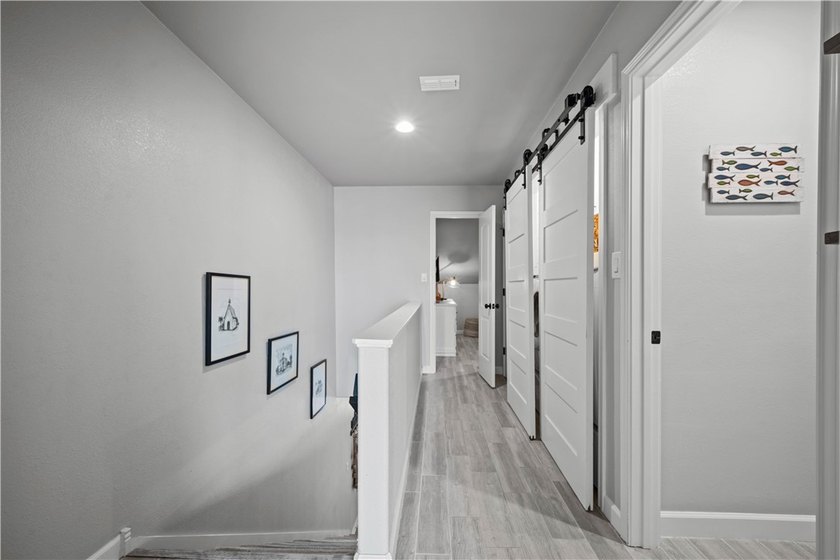 This beautifully updated waterfront condo offers 2 bedrooms plus - photo 27