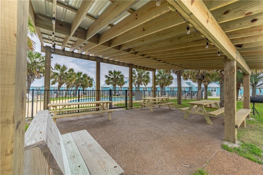 This beautifully updated waterfront condo offers 2 bedrooms plus - photo 36