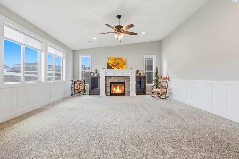 MLS# 293773 Perched on over half an acre, this stunning - photo 10