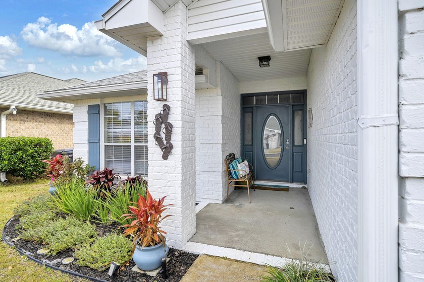 This well-appointed four-bedroom, two-bath home offers 1,919 - photo 3