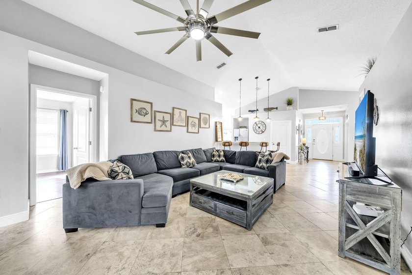 This well-appointed four-bedroom, two-bath home offers 1,919 - photo 5