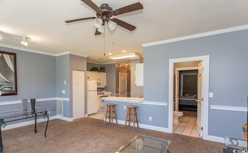 OVERLOOKING POOL AND GOLF COURSE!!! NOT ON RENTAL PROGRAM AND - photo 15