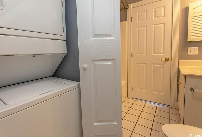 OVERLOOKING POOL AND GOLF COURSE!!! NOT ON RENTAL PROGRAM AND - photo 20