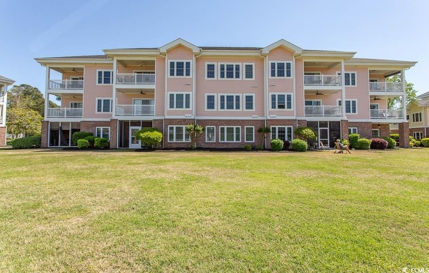 OVERLOOKING POOL AND GOLF COURSE!!! NOT ON RENTAL PROGRAM AND - photo 29