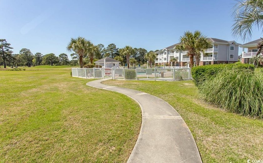 OVERLOOKING POOL AND GOLF COURSE!!! NOT ON RENTAL PROGRAM AND - photo 32