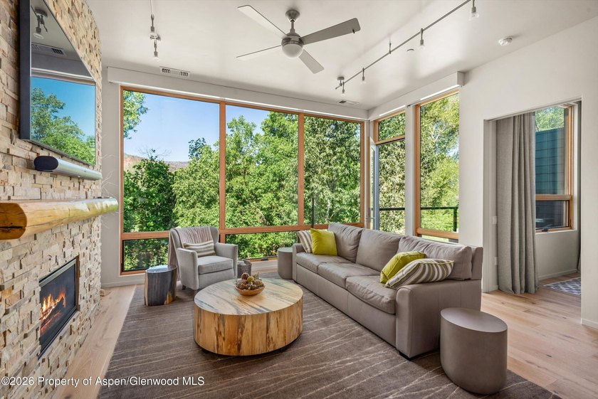 Here's your opportunity to own a coveted and impeccably - photo 3