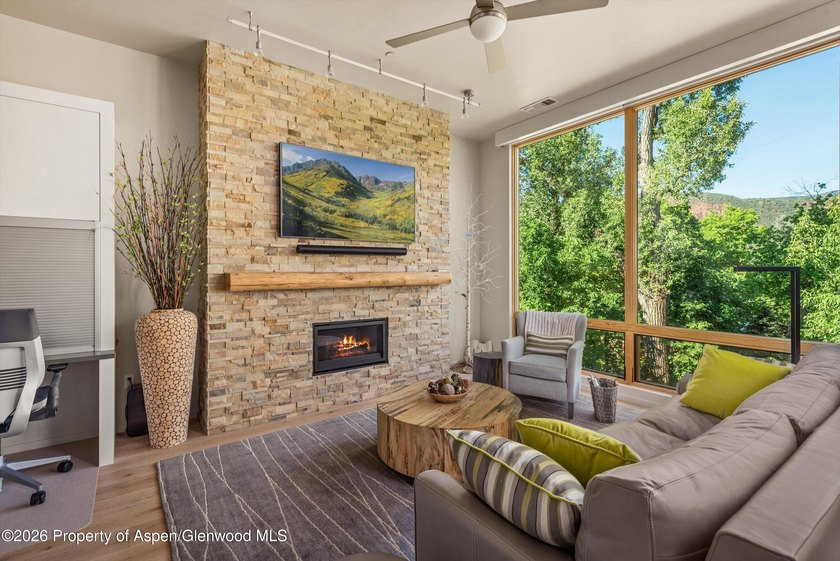Here's your opportunity to own a coveted and impeccably - photo 5