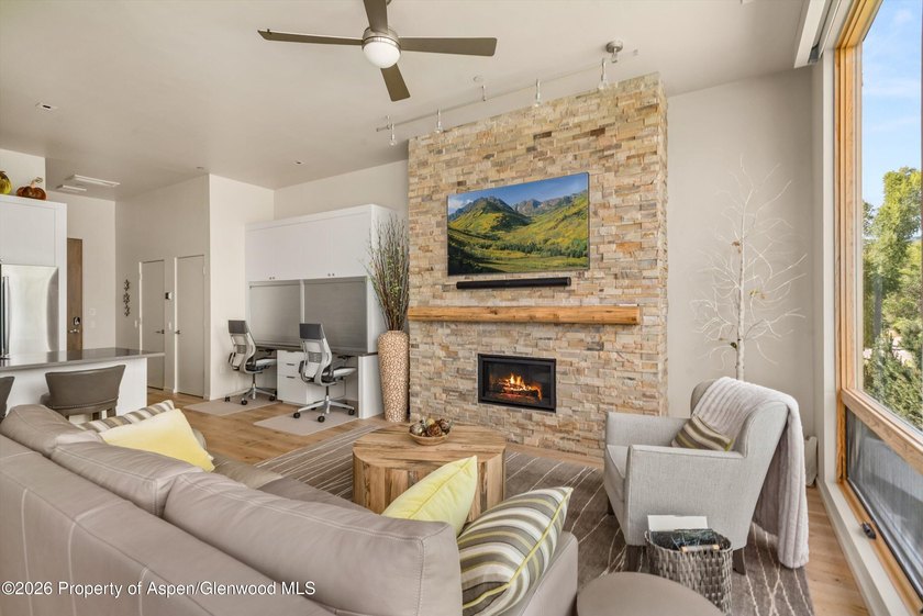 Here's your opportunity to own a coveted and impeccably - photo 7