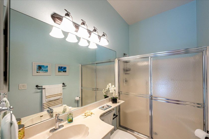 Come see this hidden 4/2/2 with a waterfront pond view in the - photo 31