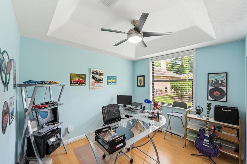 Come see this hidden 4/2/2 with a waterfront pond view in the - photo 32