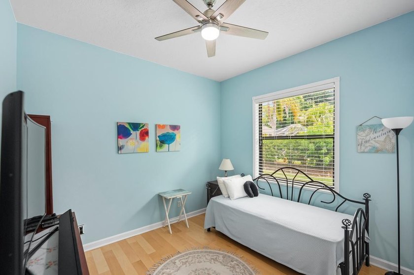 Come see this hidden 4/2/2 with a waterfront pond view in the - photo 33