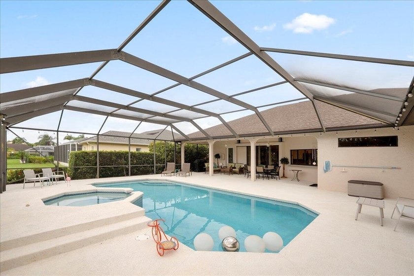 Come see this hidden 4/2/2 with a waterfront pond view in the - photo 42