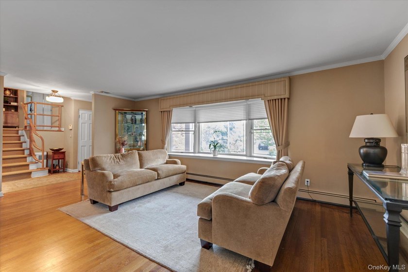 Welcome to 37 Rose Lane, a beautifully maintained 4-bedroom, 3 - photo 3