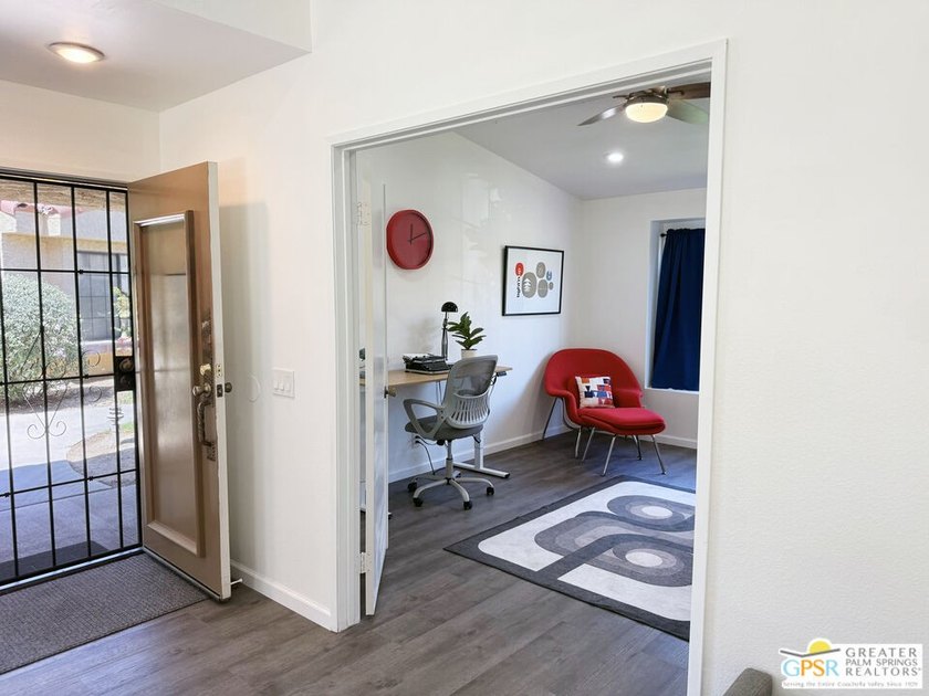 Welcome to relaxed desert living in this beautifully updated - photo 9