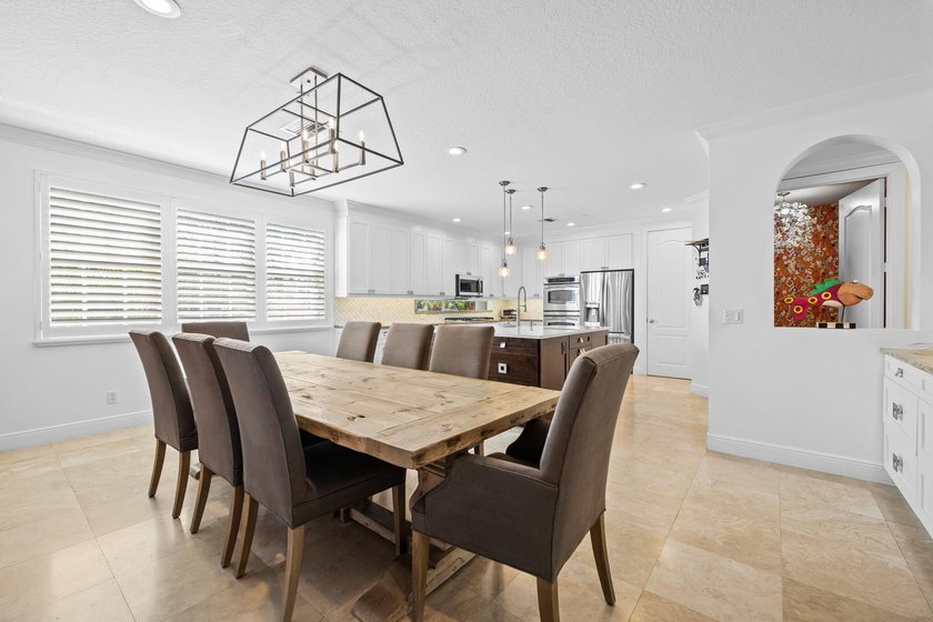 Welcome to this beautifully appointed, modified Bellavita model - photo 13