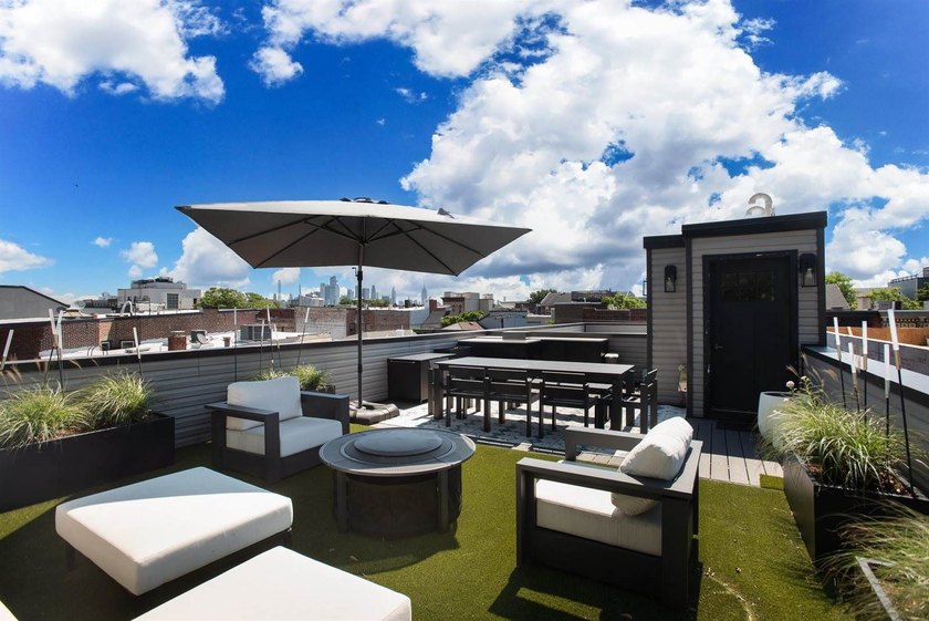 City living, reimagined. Welcome to 139 New York Avenue in - photo 3